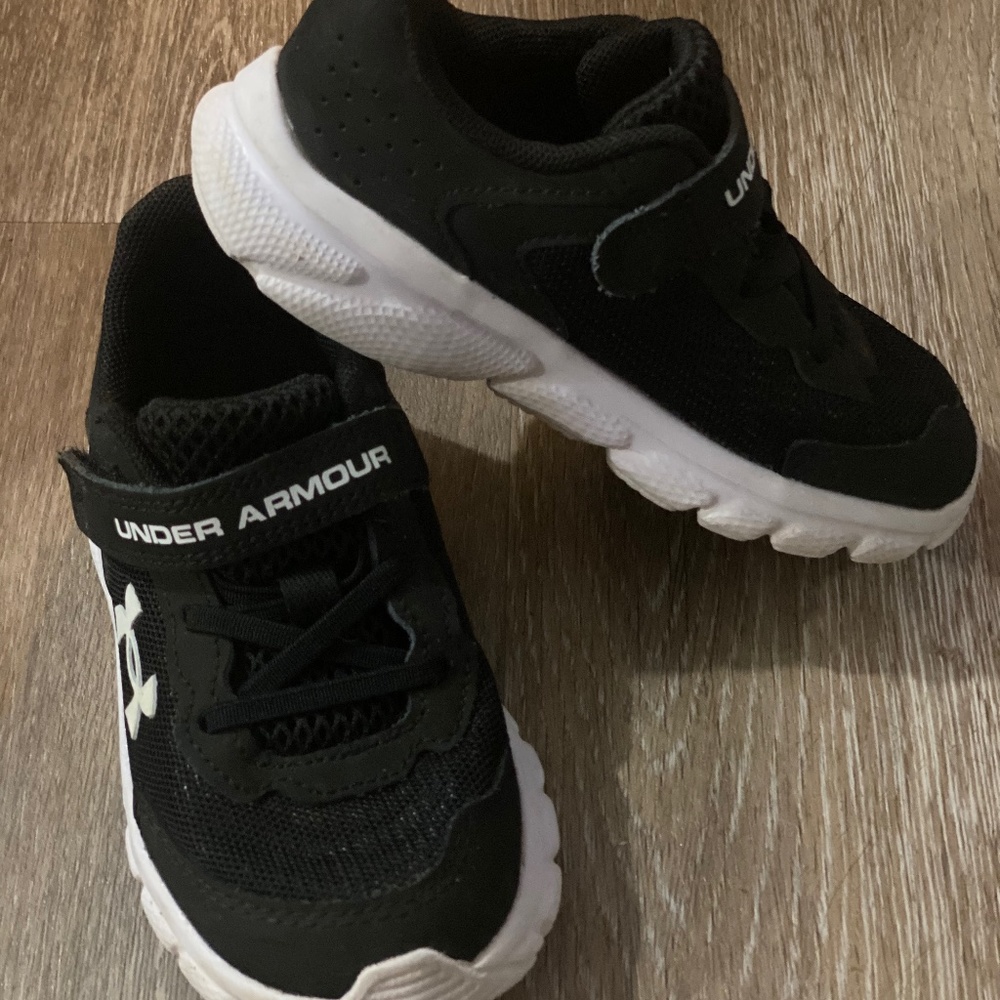 Under Armour Toddler Shoes Size 8